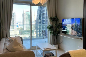 Apartment- 12 mins walking Dubai mall Burj Khalifa